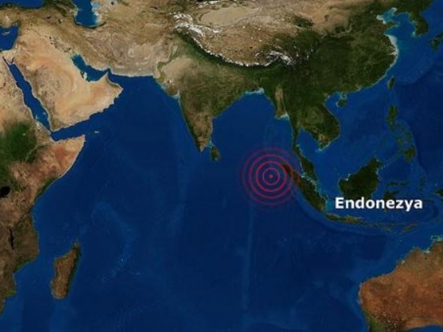 Endonezya'daki deprem 22 can aldı