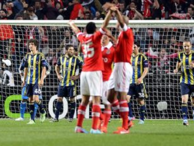 Fenerbahçe finalin kapısından döndü